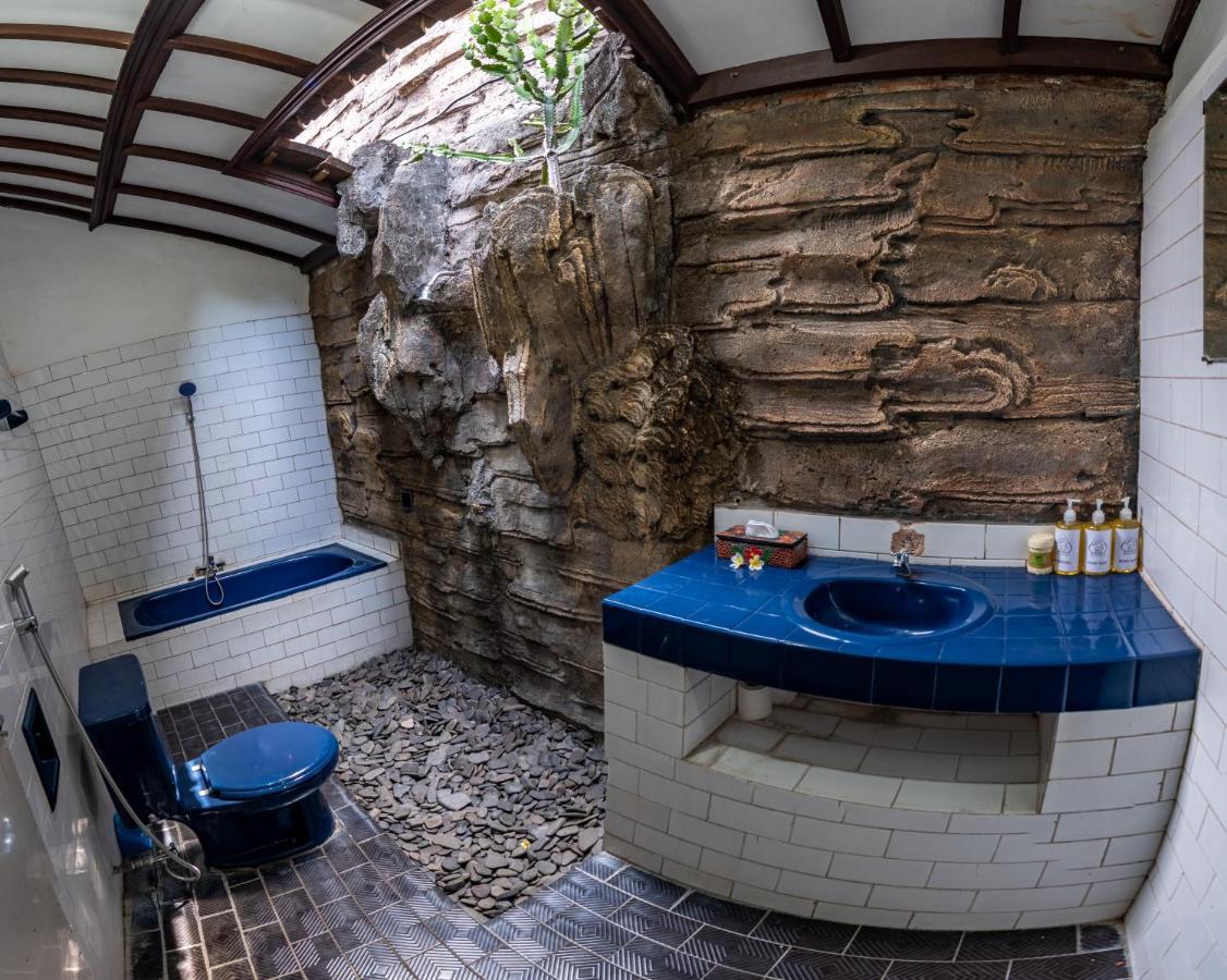 Binaria Museum Hotel Lovina Eksteriør billede